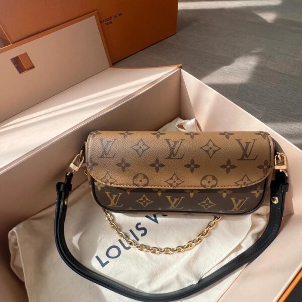LV Luxury Element  Monogram Gold Chain Crossbody Bag - Luxury Vintage Designer Shoulder Bag LEM05