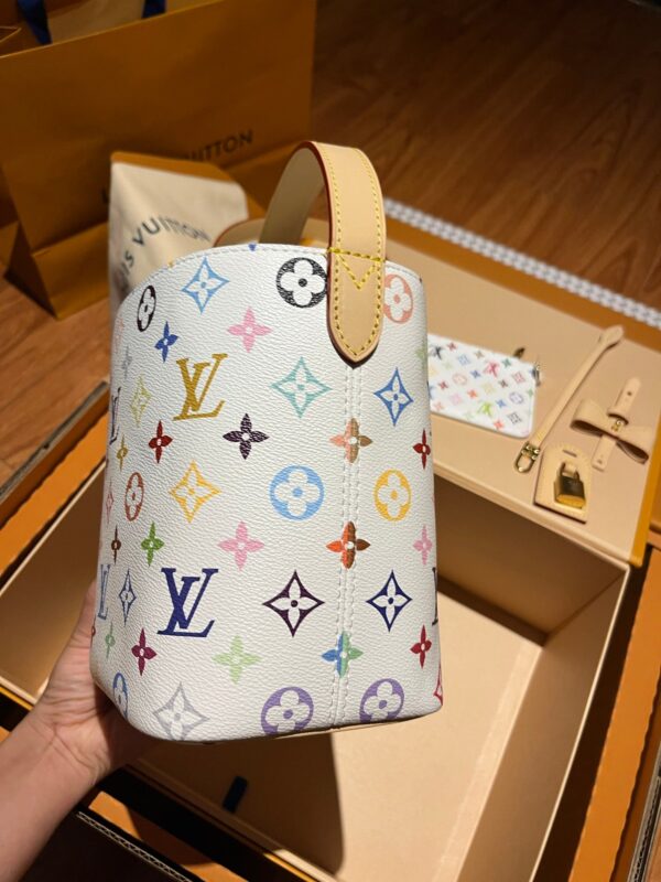 Luxury Element Chic White Artisan Shoulder Bag with Vibrant Color Patterns and Premium Leather Accents LV04