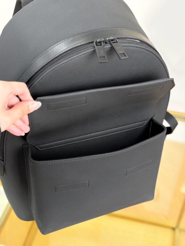 High-end black design luxury TAKEOFF backpack