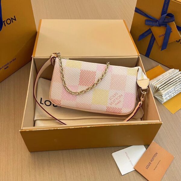 Damierlicious Pochette Accessoires Handbag