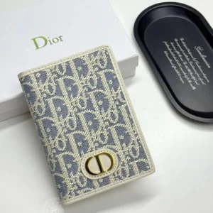 Dior 30 Montaigne Passport Cover