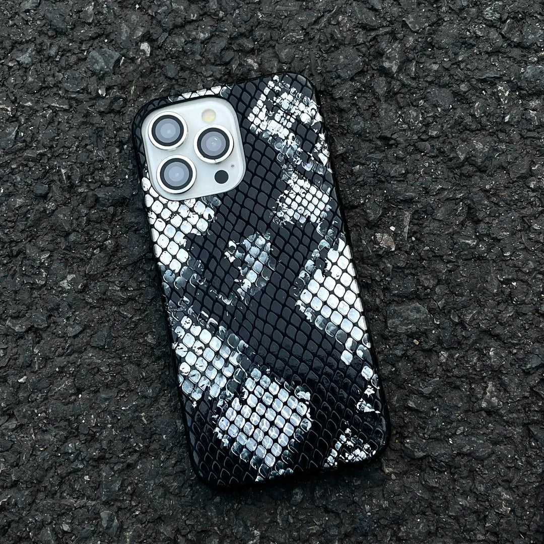 Light Luxury iPhone Case(Magnetic attraction)